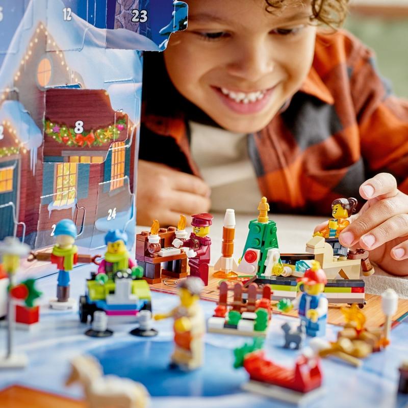 LEGO%20City%20Yılbaşı%20Takvimi%20Yapım%20Seti%2060352