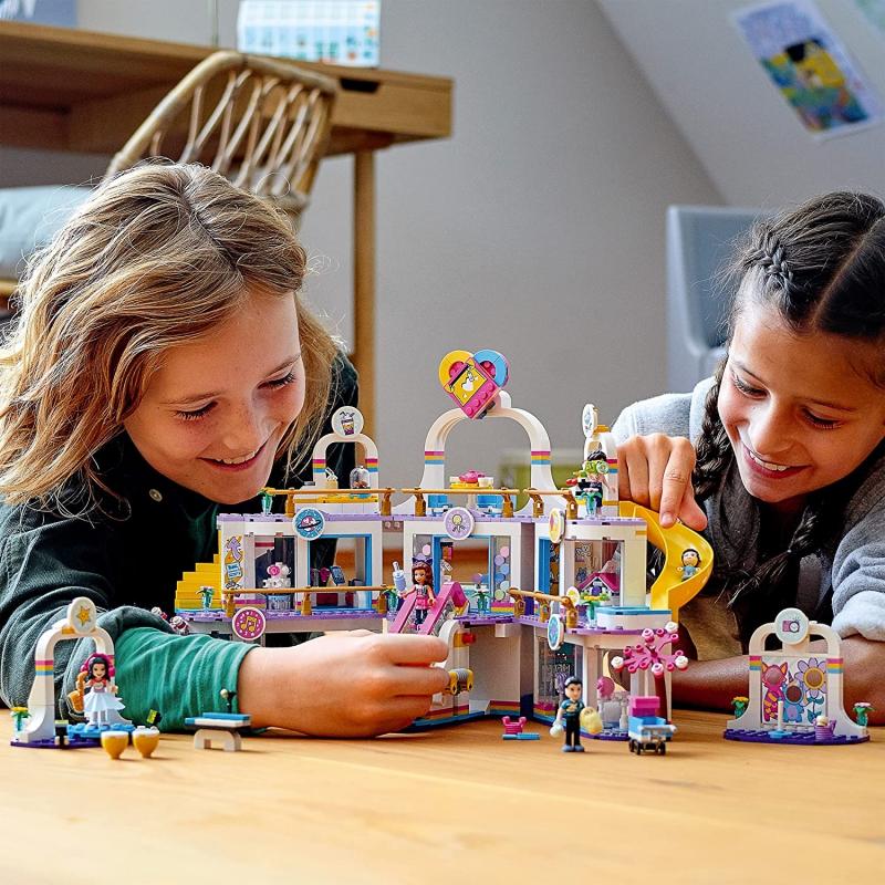 LEGO®%2041450%20Friends%20Heartlake%20City%20Alışveriş%20Merkezi%20