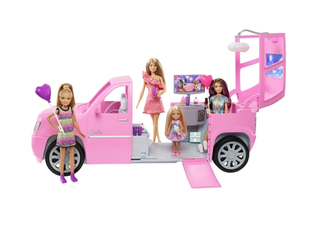Barbie’nin%20Aracı%20ve%20Kız%20Kardeşleri%20Oyun%20Seti