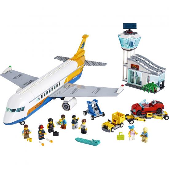 LEGO City Yolcu Uçağı 60262 Yapım Seti 669 Parça