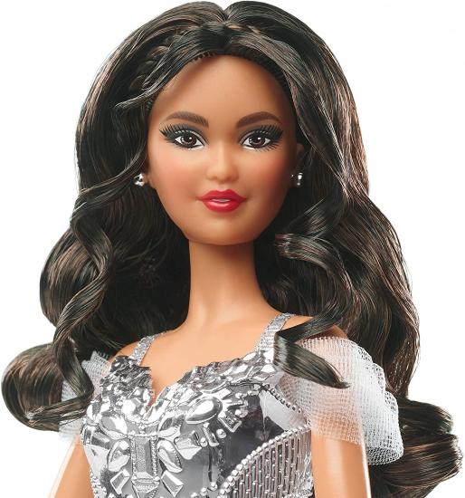 Barbie 2021 Mutlu Yıllar Bebeği Gxl20 ve daha bir çok Barbie modelleri... Uygun fiyat ve taksit avantajlarıyla CİVCİV OYUNCAK’ta...